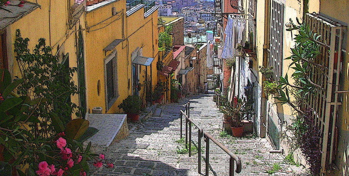 Quartiere Residenziale In Collina A Napoli